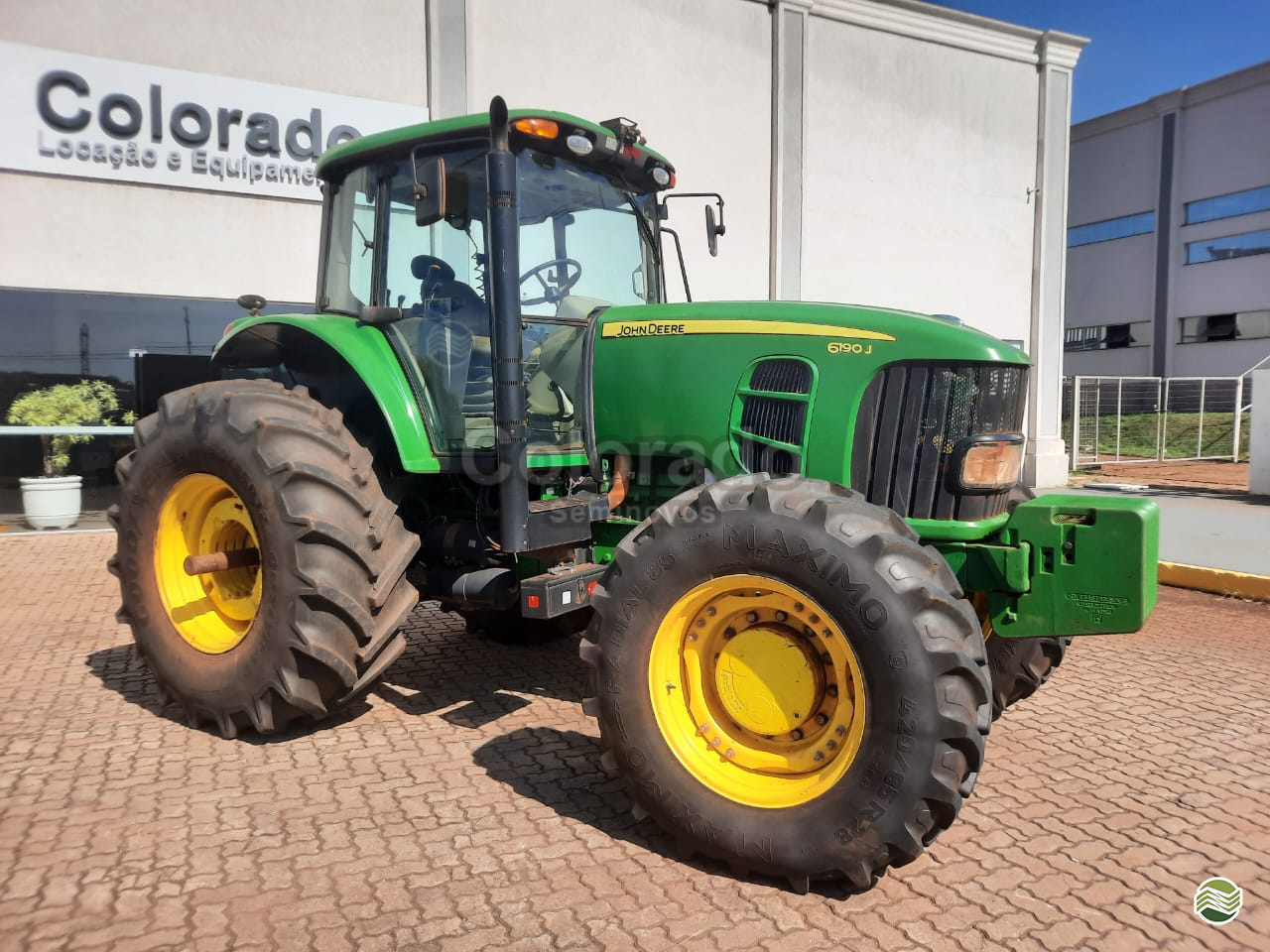 TRATOR JOHN DEERE JOHN DEERE 6190J Tração 4x4 Colorado Seminovos RIBEIRAO PRETO SÃO PAULO SP